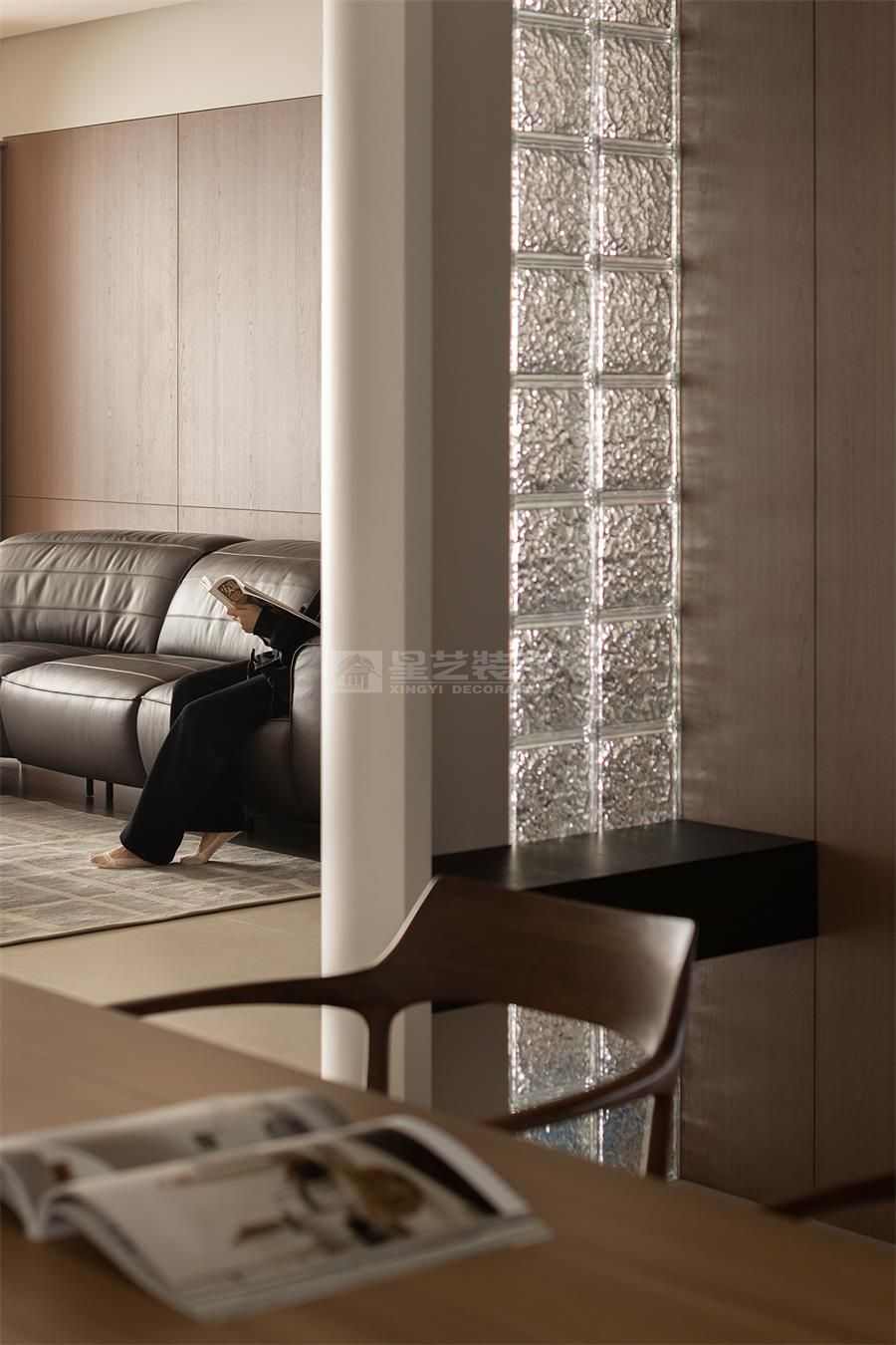 195方的大气现代原木风(图9)