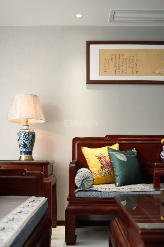 沉浸式体验200平新中式风格复式,装点出我心中的完美家(图1) b72570d6b0200a5ec2c317077320bcb6.jpg