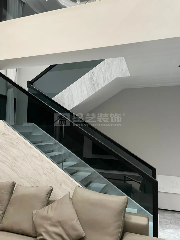 永不过时的经典搭配,这个现代黑白风格的家,越看越喜欢(图5) a3c1eb9a78cf6d516911eab9e122747a.png