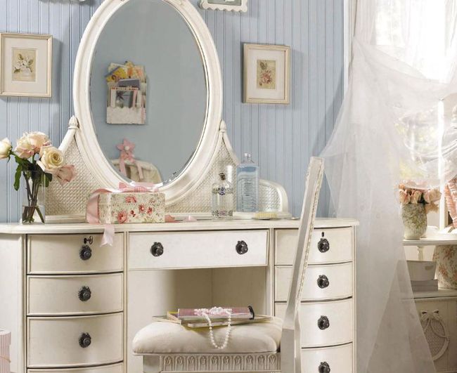 卧室放镜子有什么讲究？